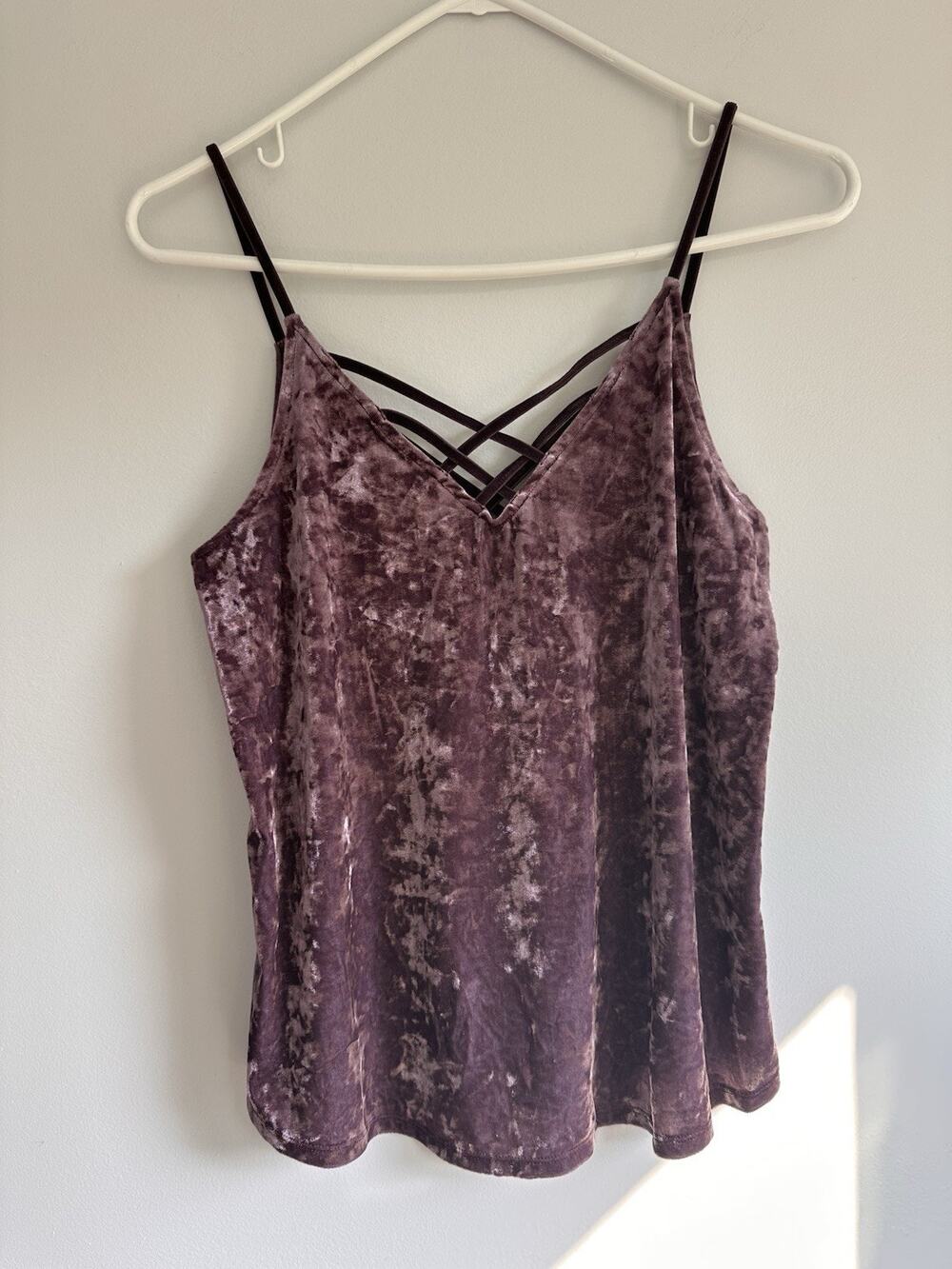 American Eagle Size Medium Purple Crushed Velvet Cage Front Strappy Tank Top